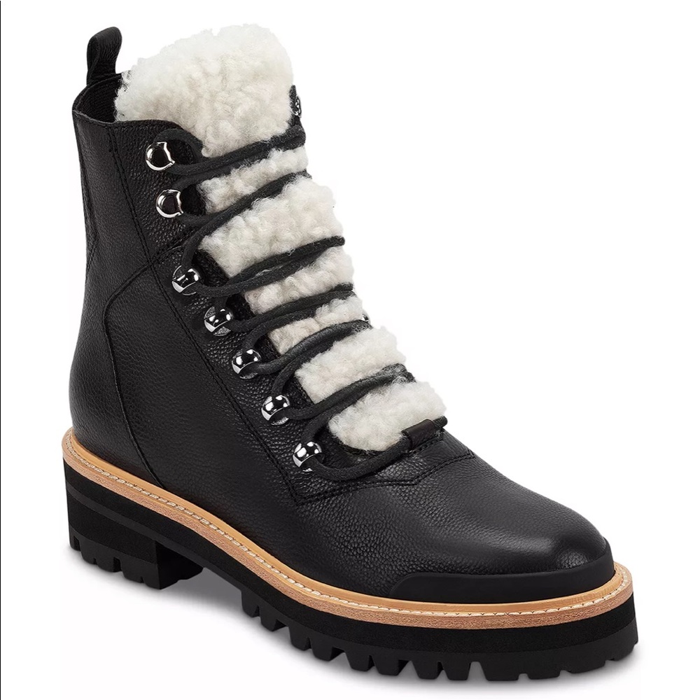 ✨Leather Izzy boots✨